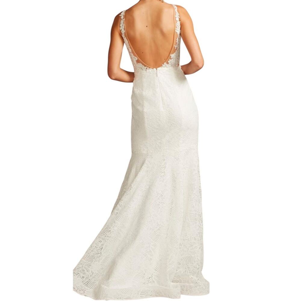 Melissa Sweet Ivory Lace V-Neck Trumpet Wedding Gown - Picture 16 of 16